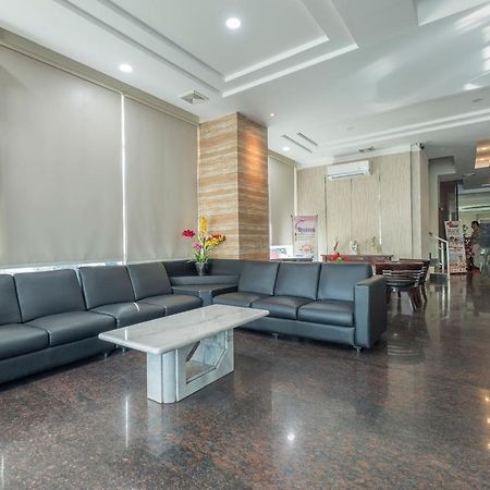 Oyo 1114 Hotel Denpasar נקסר מראה חיצוני תמונה