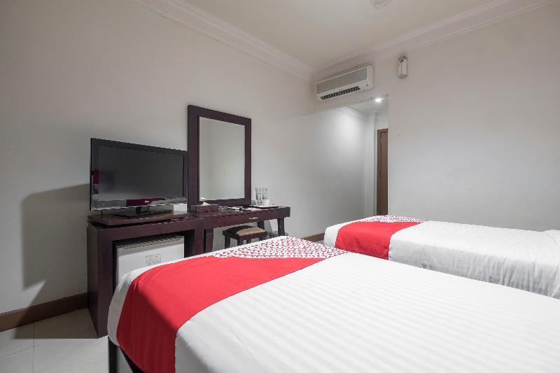Oyo 1114 Hotel Denpasar נקסר מראה חיצוני תמונה
